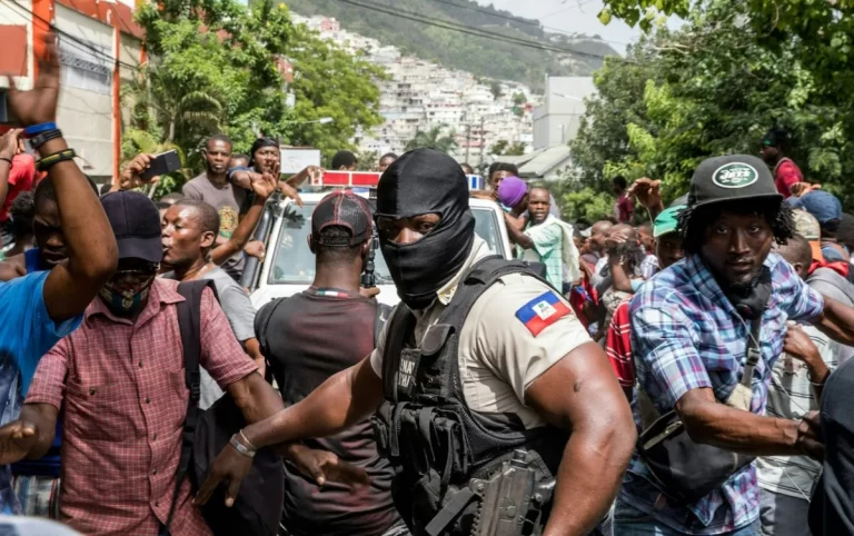 Defensores de los DD. HH de Iberoamérica: Ruegan a la comunidad internacional enviar fuerzas de pacificación a Haití