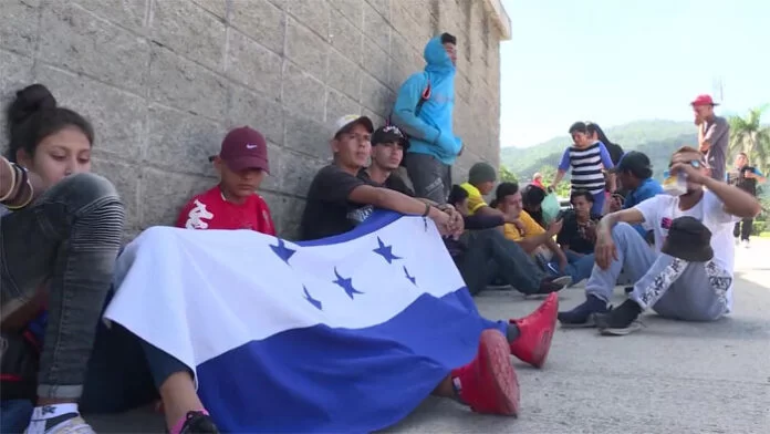 Instan al Estado hondureño atender las causas que obliga a miles de personas a migrar del país